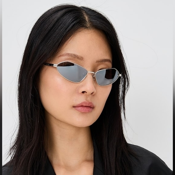 Jacquemus Accessories - Jacquemus X Linda Farrow Bambino Angular Sunglasses